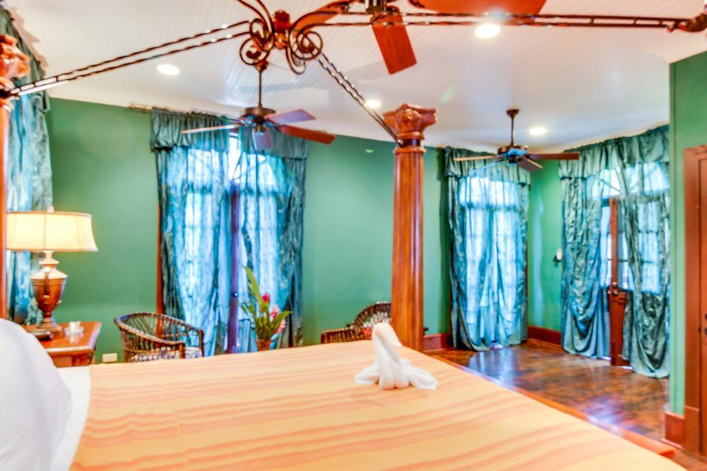 Colonial Suite @ Mahogany Hall San Ignacio Eksteriør bilde